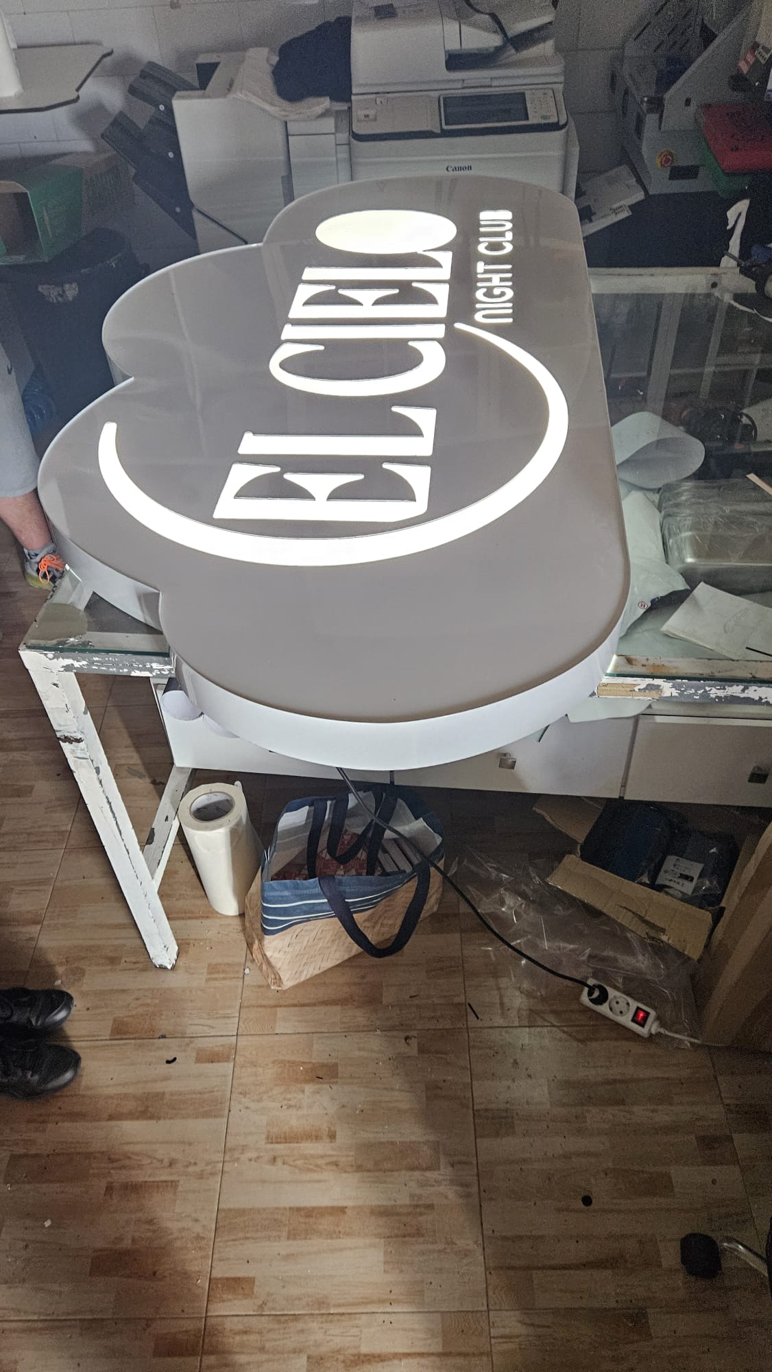 Luminosos - Trabajo 5