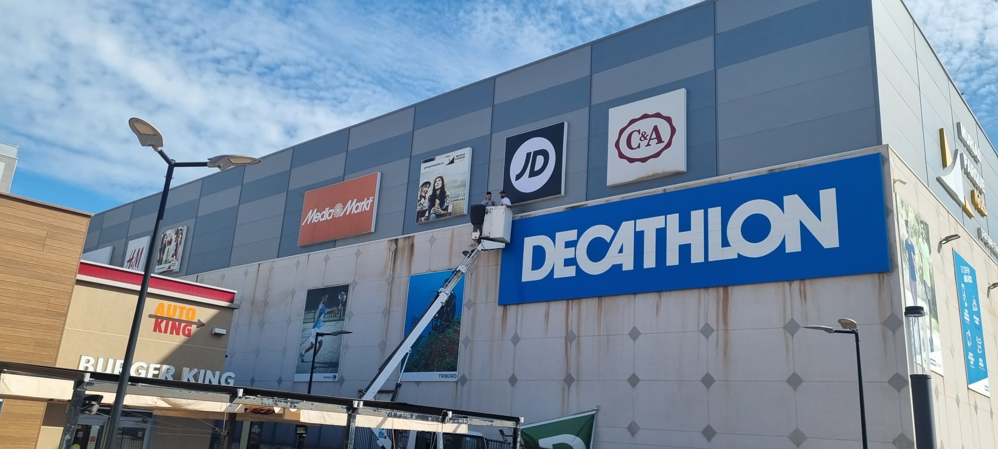 Proyecto de rotulación 1 - Impresiona, rótulos y señalética Melilla